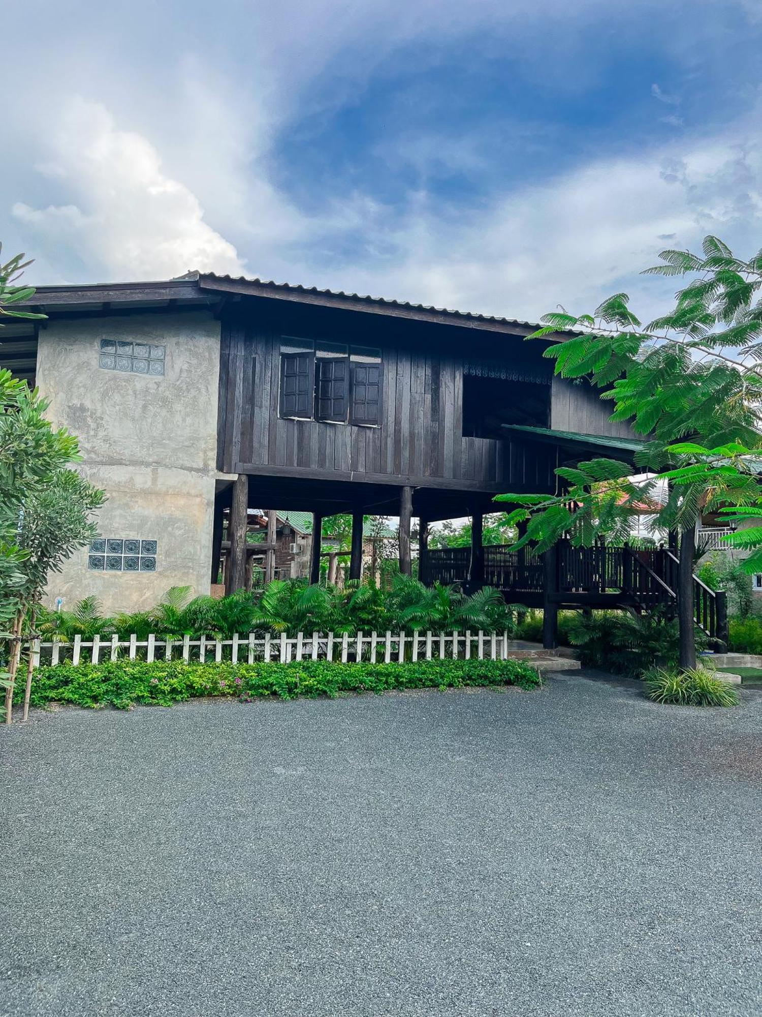 North Pine Forest Homestay บ้านไม้สนโฮมสเตย์ Ban Mae Pong Екстер'єр фото
